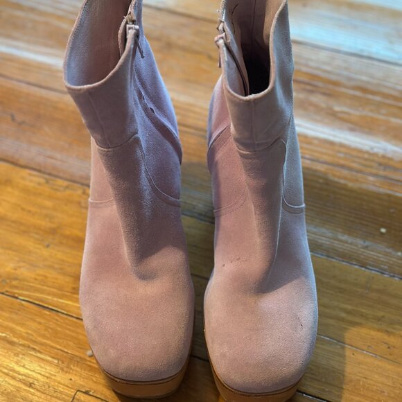 Charlotte Stone Mauve Heeled Boots - Picture 2 of 3